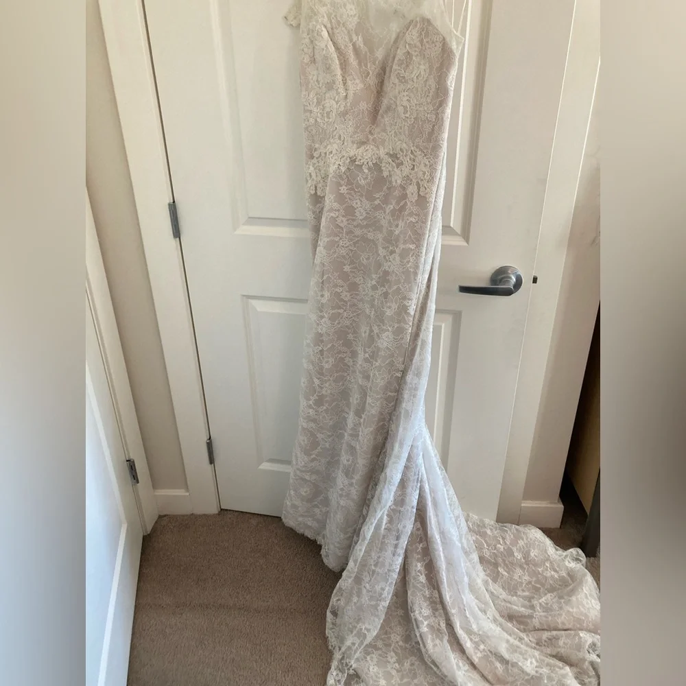 Alvina Valenta - 9552 - Size 12 - Ivory - Wedding Dress - Picture 5 of 7